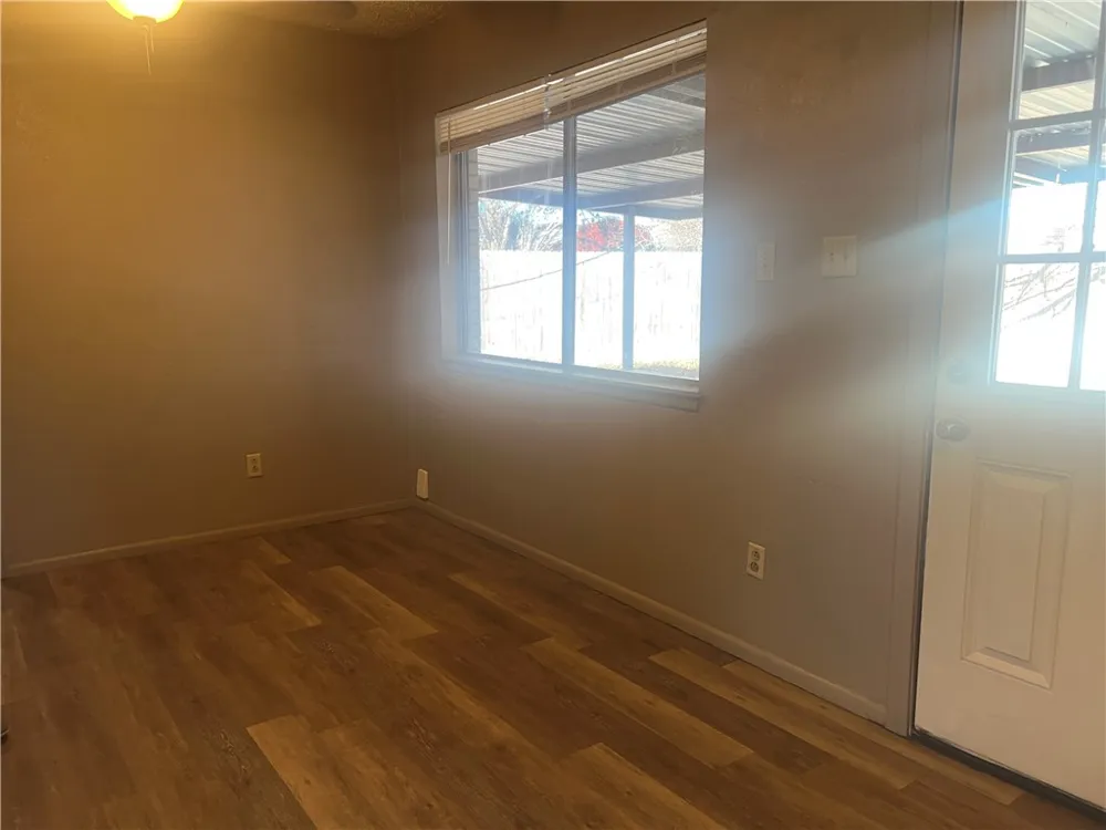 803 Continental Drive Three Rivers, TX 78071