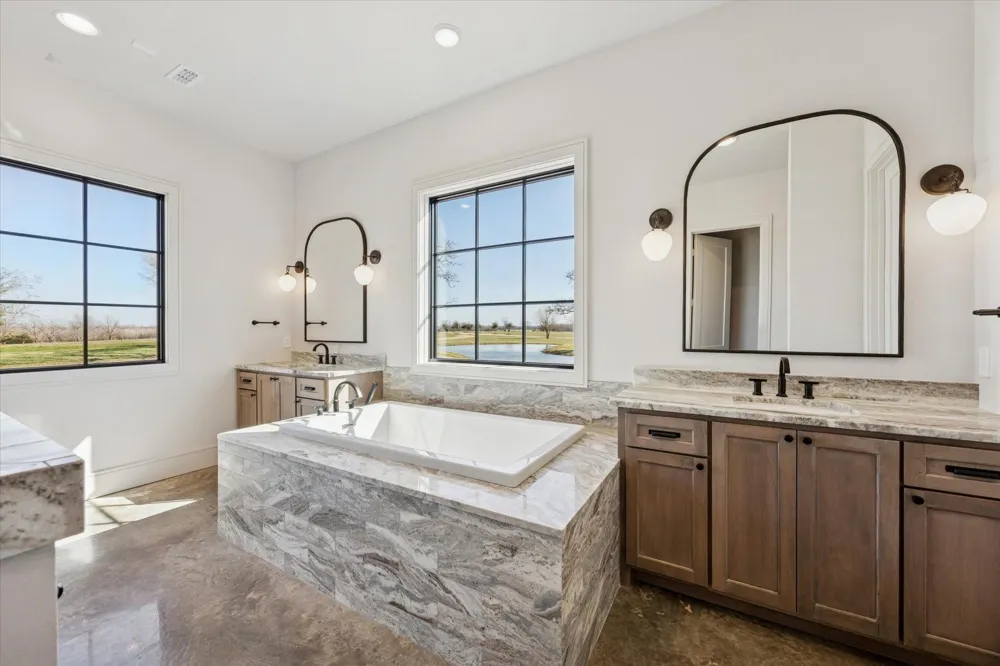 5655 Brazos Bow Way Washington, TX 77880