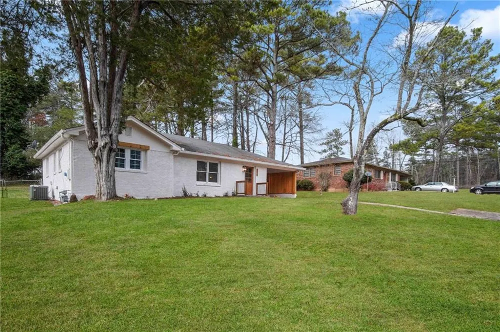 2327 El Paso Road SW