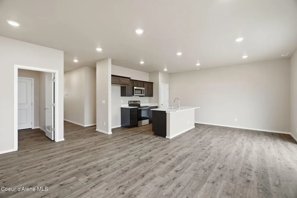 3279 Corvus Street Post Falls, ID 83854