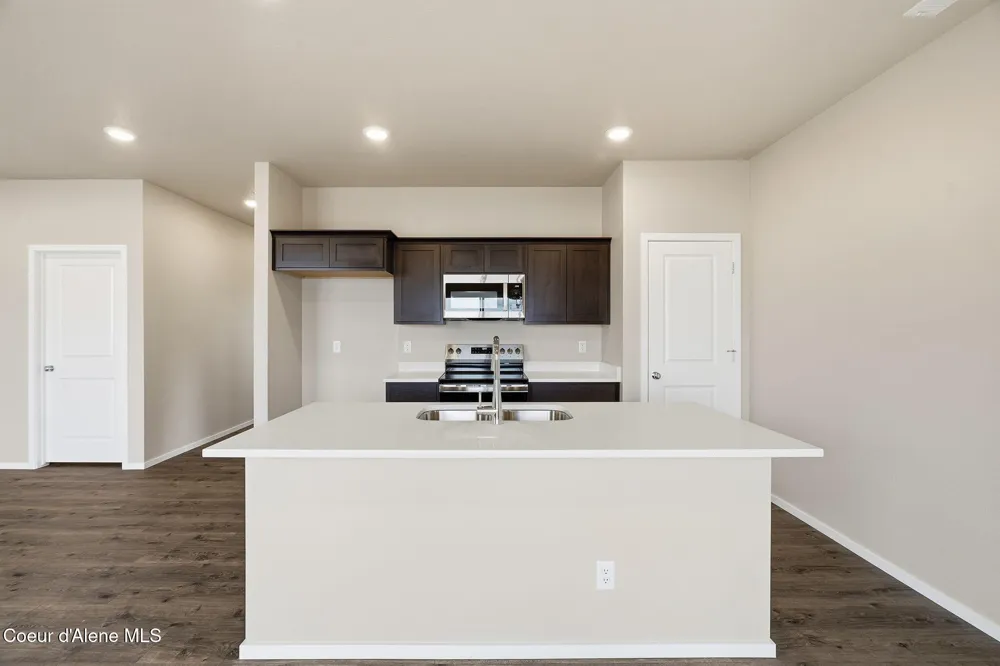 3279 Corvus Street Post Falls, ID 83854