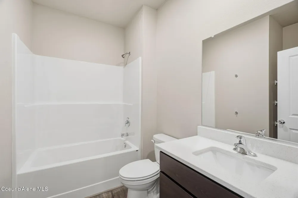3279 Corvus Street Post Falls, ID 83854