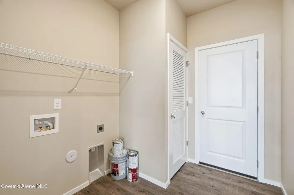 3279 Corvus Street Post Falls, ID 83854