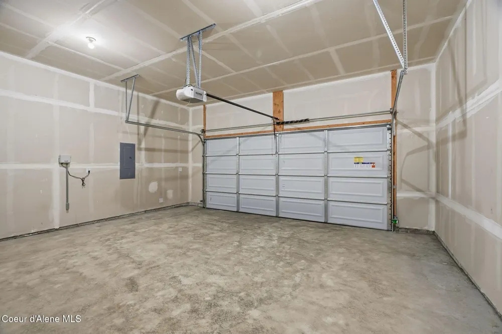 3279 Corvus Street Post Falls, ID 83854