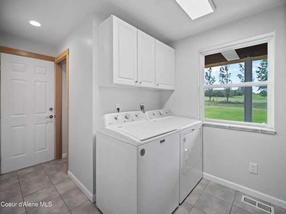10916 E Rinear Road Valleyford, WA 99036