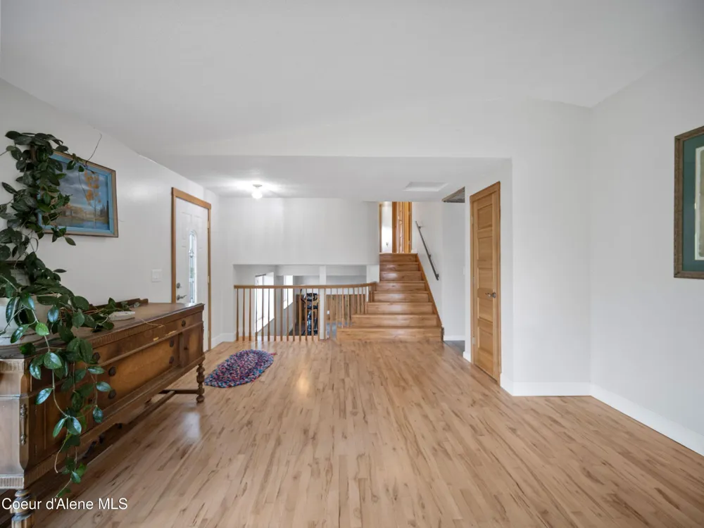 10916 E Rinear Road Valleyford, WA 99036