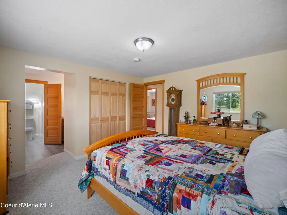 10916 E Rinear Road Valleyford, WA 99036