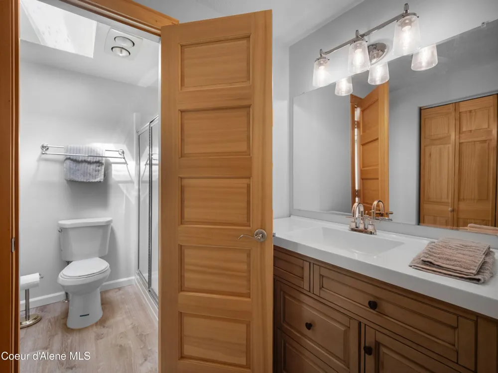 10916 E Rinear Road Valleyford, WA 99036