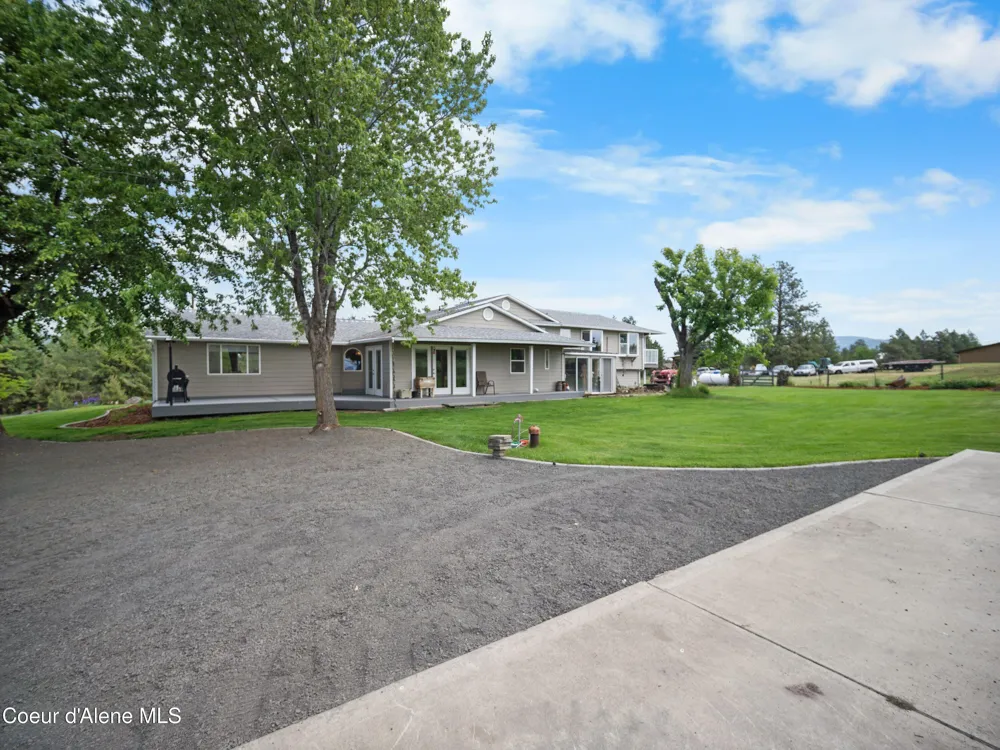 10916 E Rinear Road Valleyford, WA 99036
