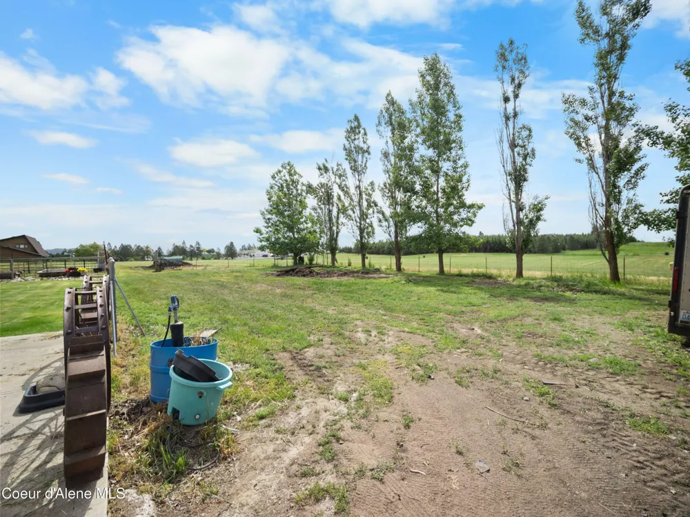 10916 E Rinear Road Valleyford, WA 99036