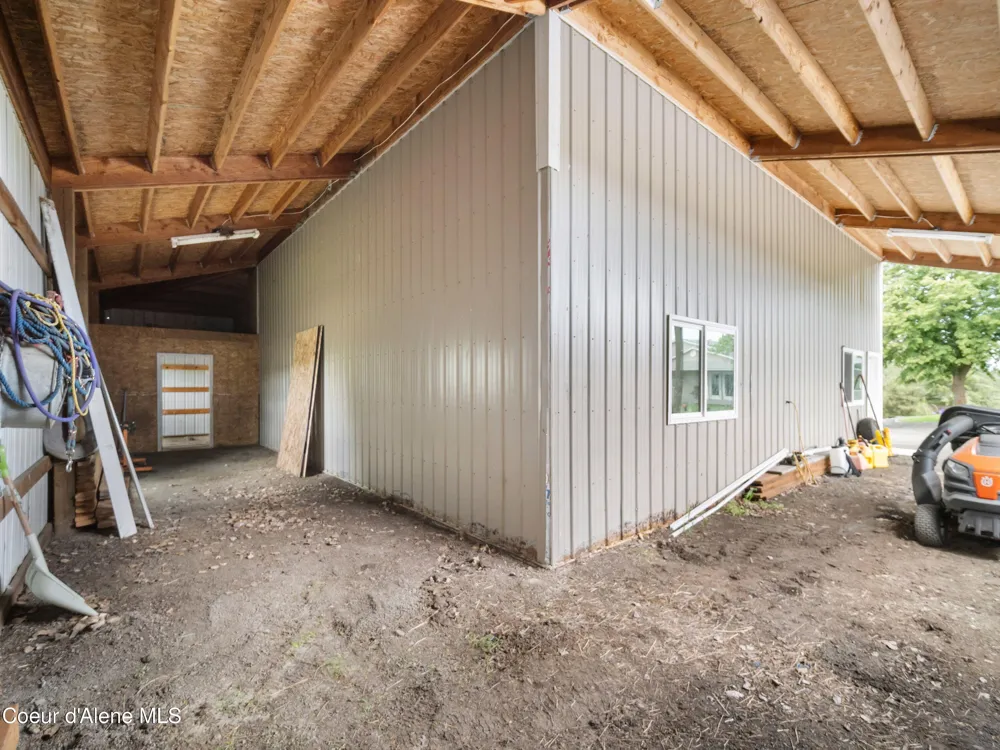 10916 E Rinear Road Valleyford, WA 99036