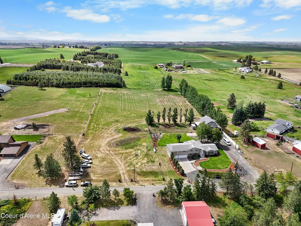 10916 E Rinear Road Valleyford, WA 99036