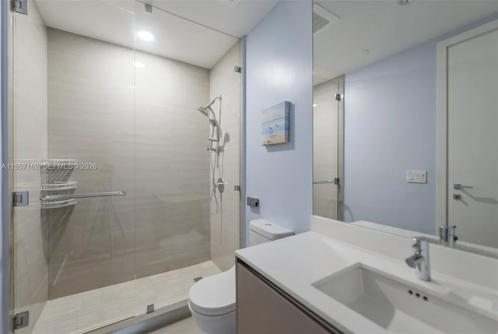 3250 NE 188th St #404 Aventura, FL 33180
