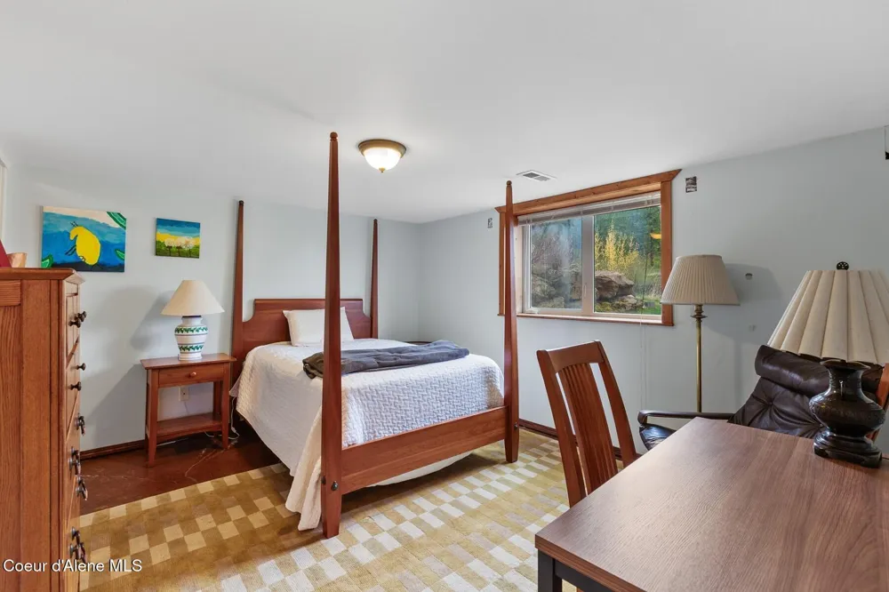 710 S Idaho Road Liberty Lake, WA 99019