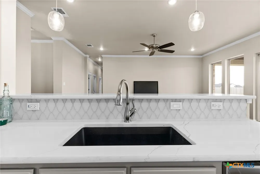 930 Inka Road Salado, TX 76571