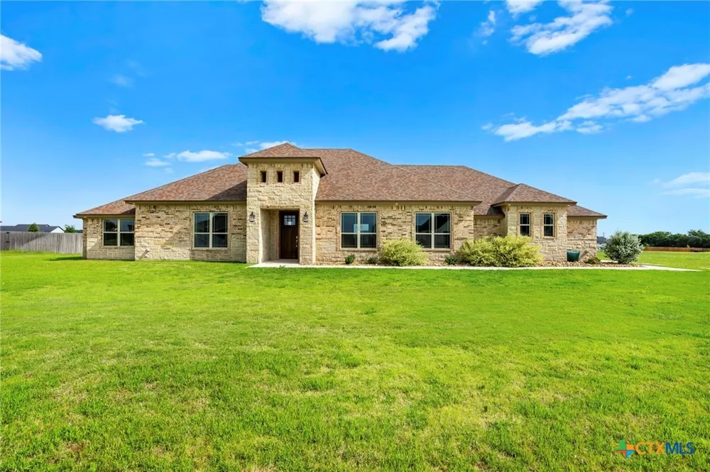 930 Inka Road Salado, TX 76571