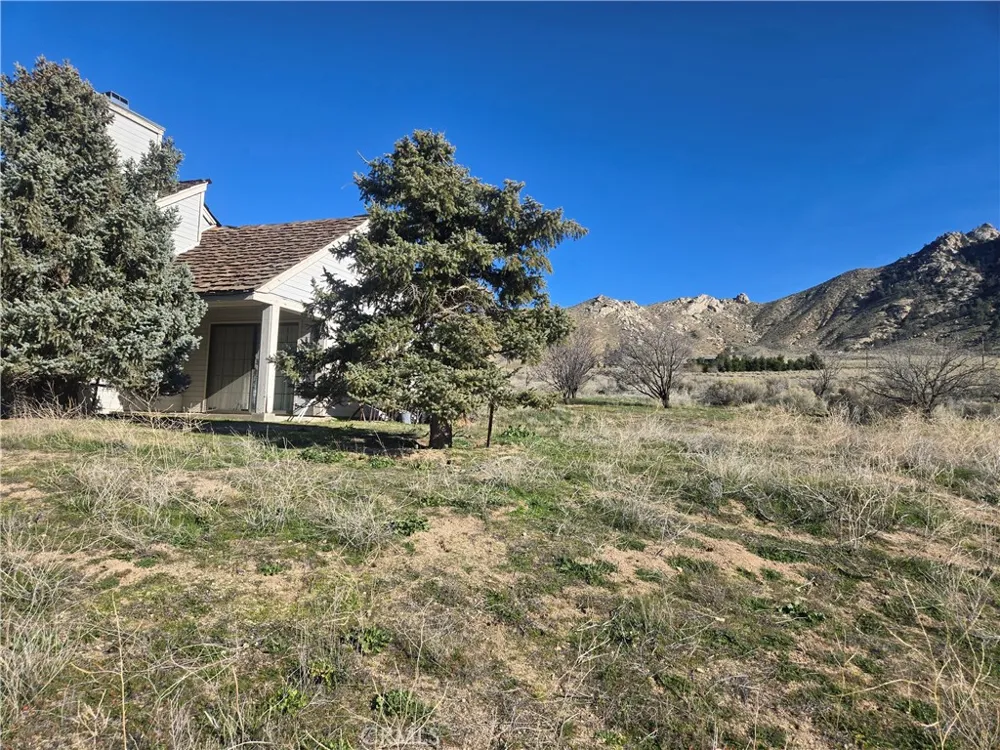 23400 Vanessa Avenue Onyx, CA 93255