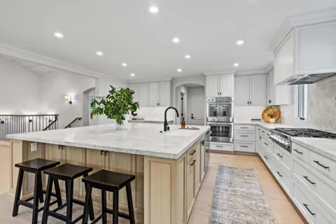 1025 Sombrero Road