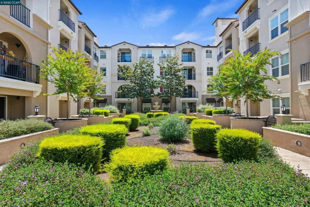 3240 Maguire Way #401 Dublin, CA 94568