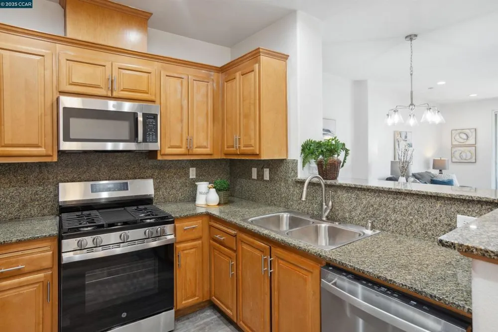 3240 Maguire Way #401 Dublin, CA 94568