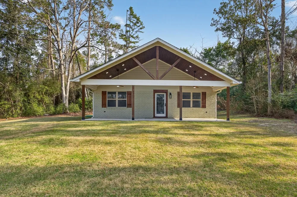 525 Charmaine Drive E Woodville, TX 75979