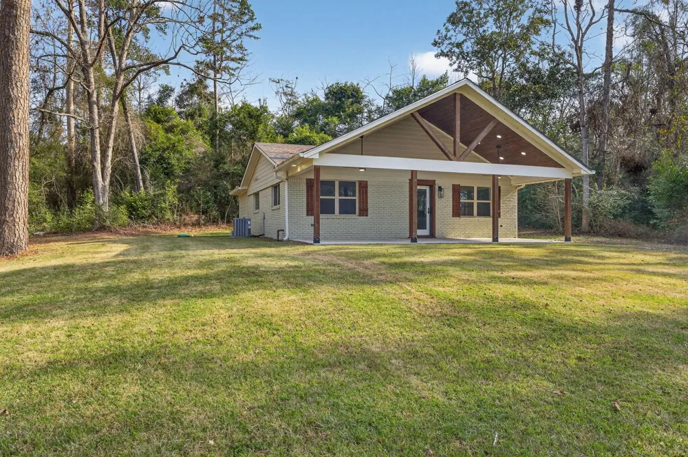 525 Charmaine Drive E Woodville, TX 75979