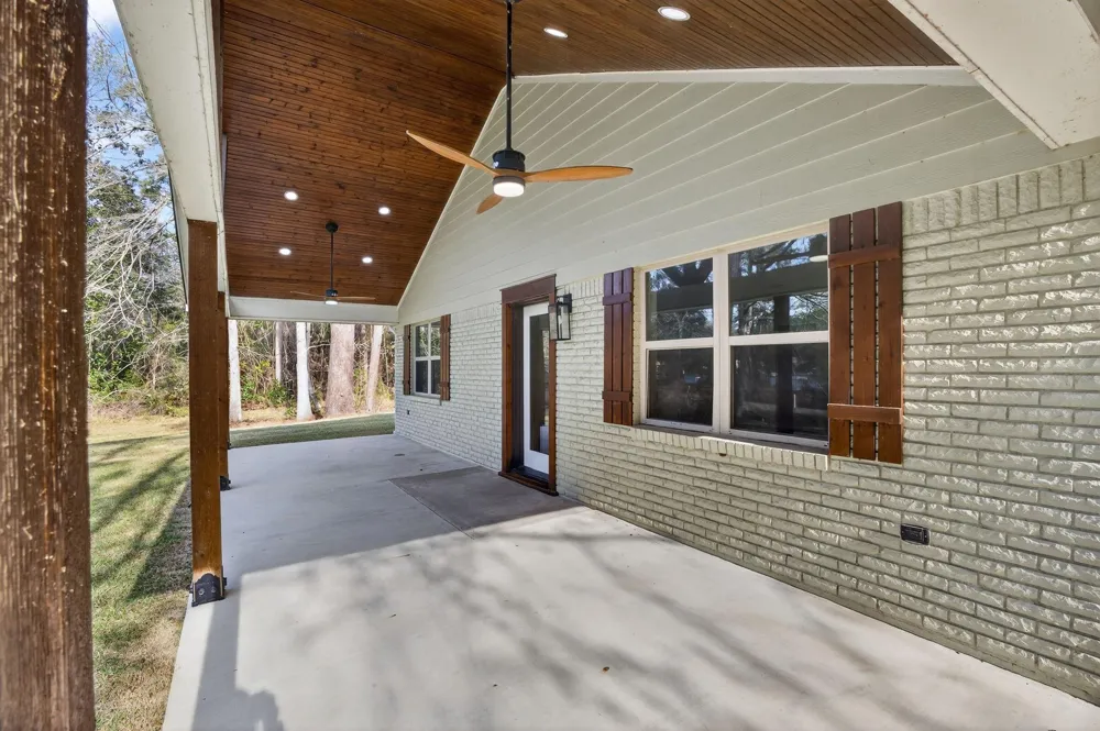 525 Charmaine Drive E Woodville, TX 75979