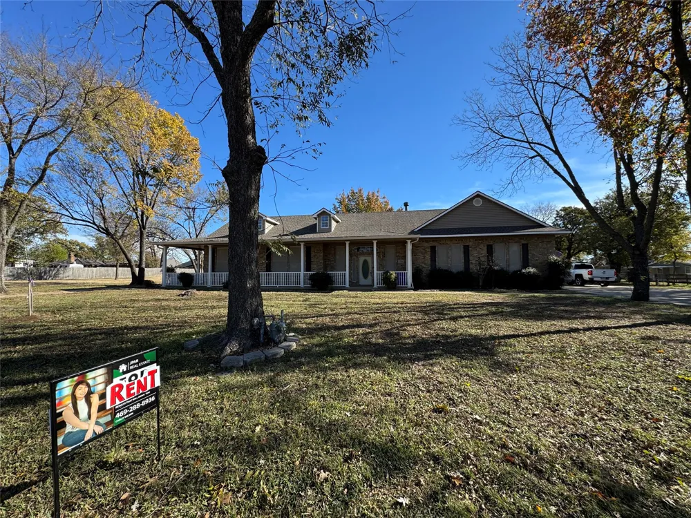 3916 Shepherd Balch Springs, TX 75180