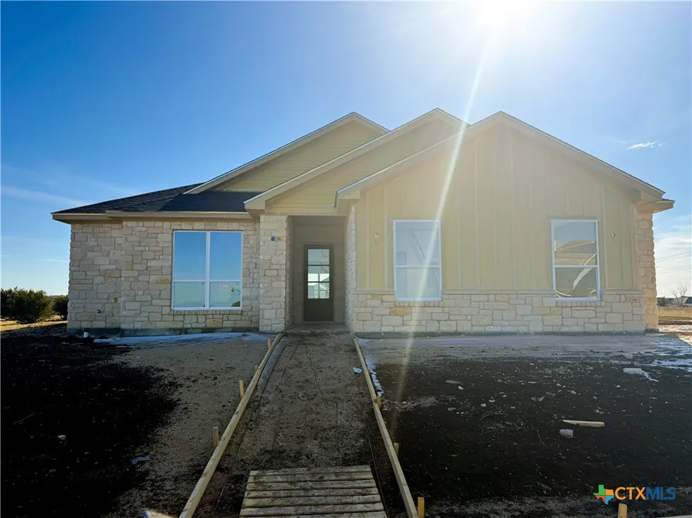 1614 Hunt Drive Salado, TX 76571