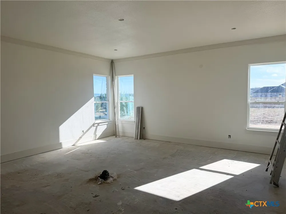 1614 Hunt Drive Salado, TX 76571