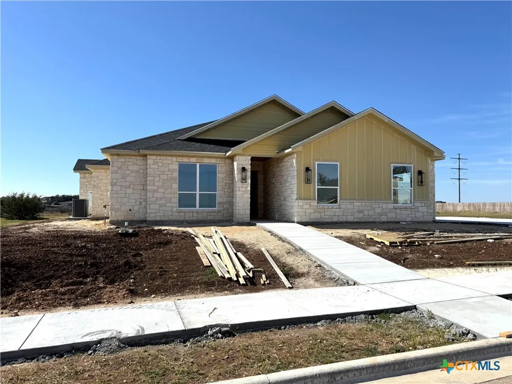 1614 Hunt Drive Salado, TX 76571