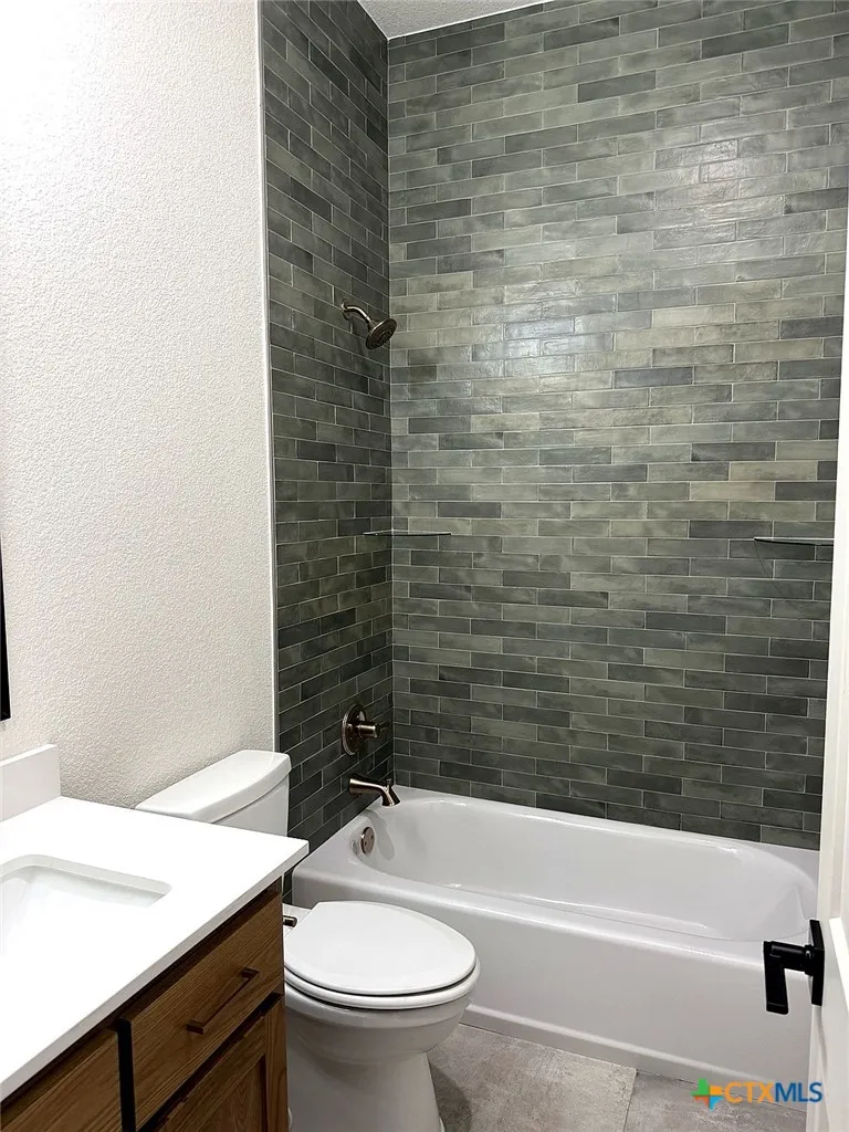 1614 Hunt Drive Salado, TX 76571