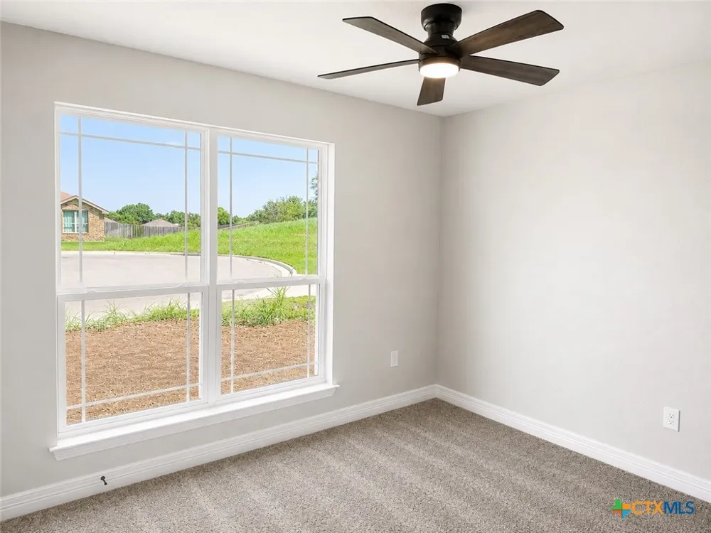 1614 Hunt Drive Salado, TX 76571