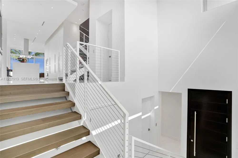 3750 Yacht Club Dr #TH1 Aventura, FL 33180