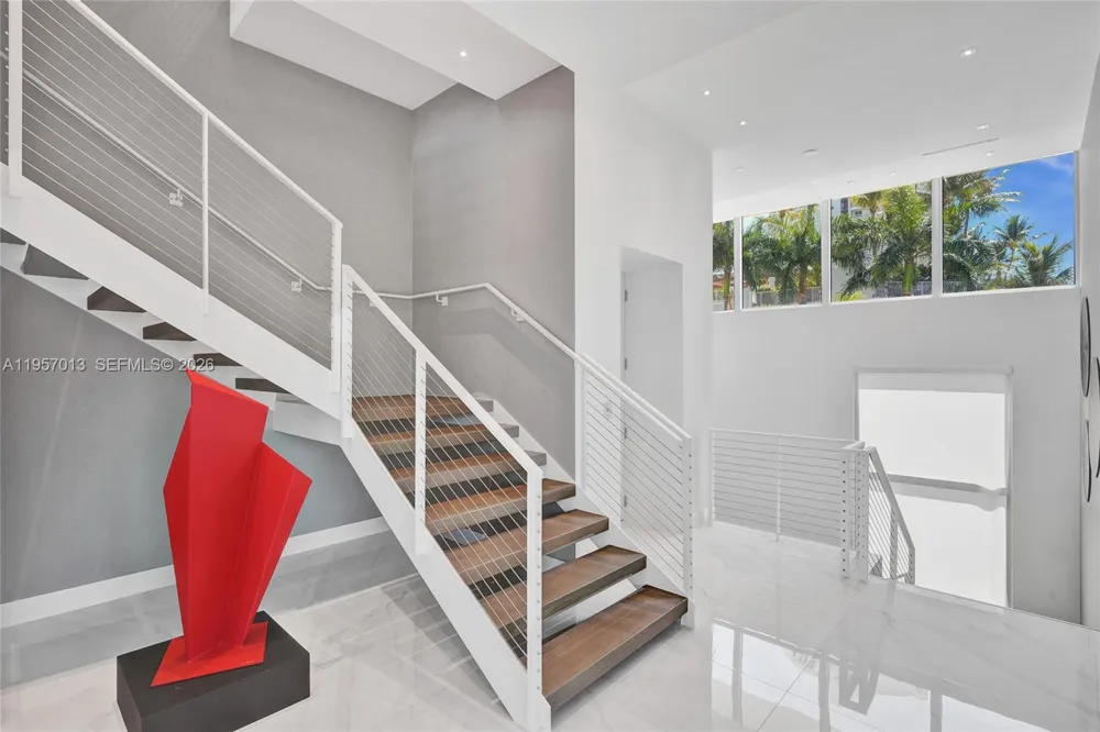 3750 Yacht Club Dr #TH1 Aventura, FL 33180