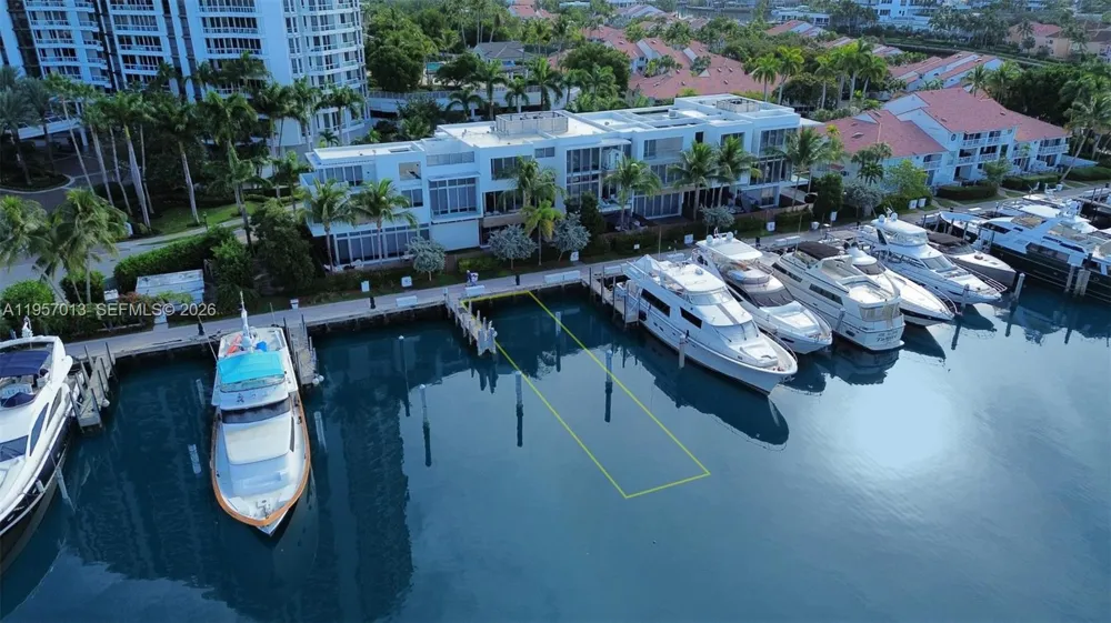 3750 Yacht Club Dr #TH1 Aventura, FL 33180