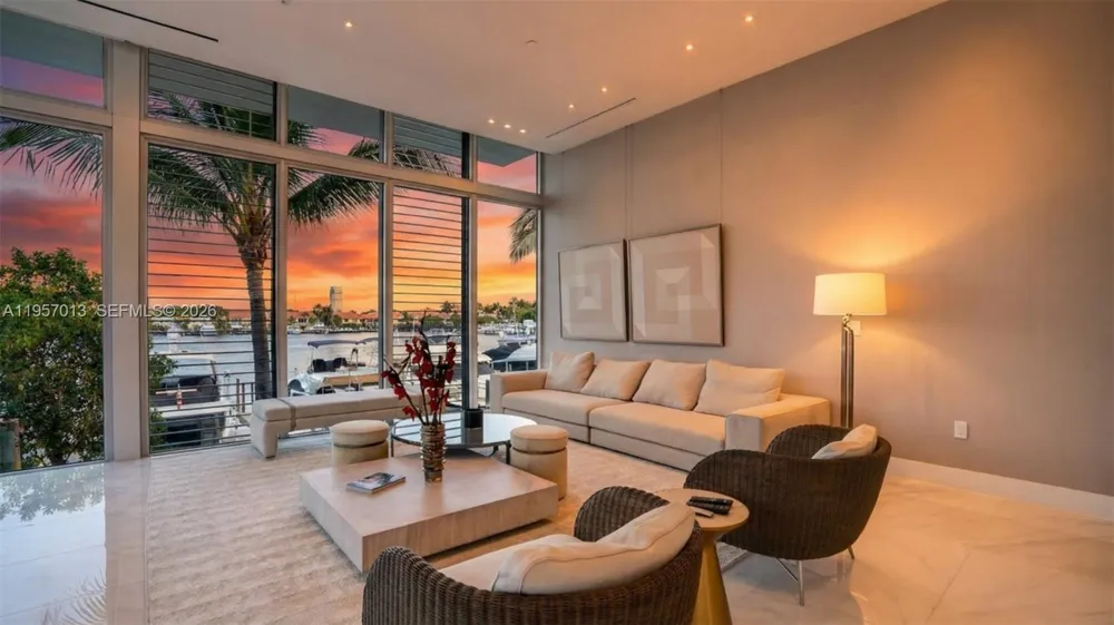 3750 Yacht Club Dr #TH1 Aventura, FL 33180