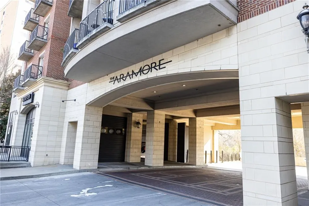 2277 Peachtree Road NE #401