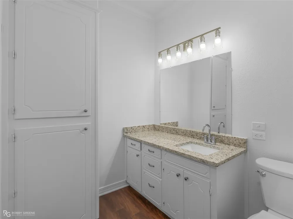 101 Walnut Street Vivian, LA 71082