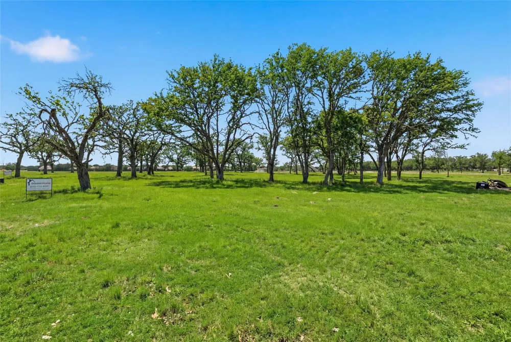 706 Sutton Lane Copper Canyon, TX 76226