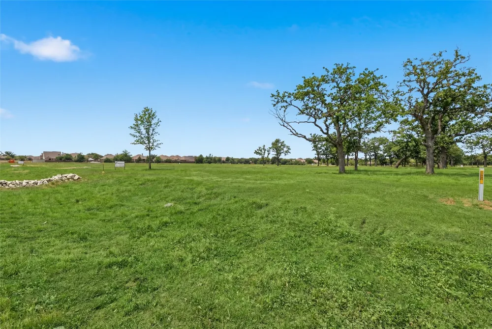 718 Sutton Lane Copper Canyon, TX 76226