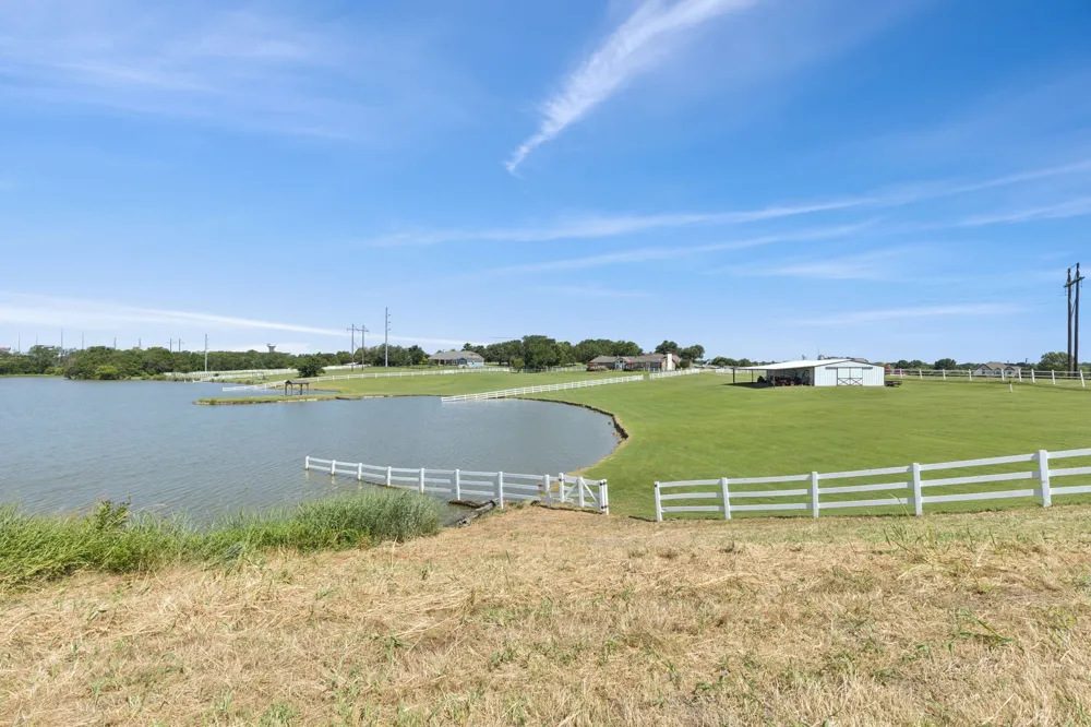 6800 Eastview Drive Sachse, TX 75048