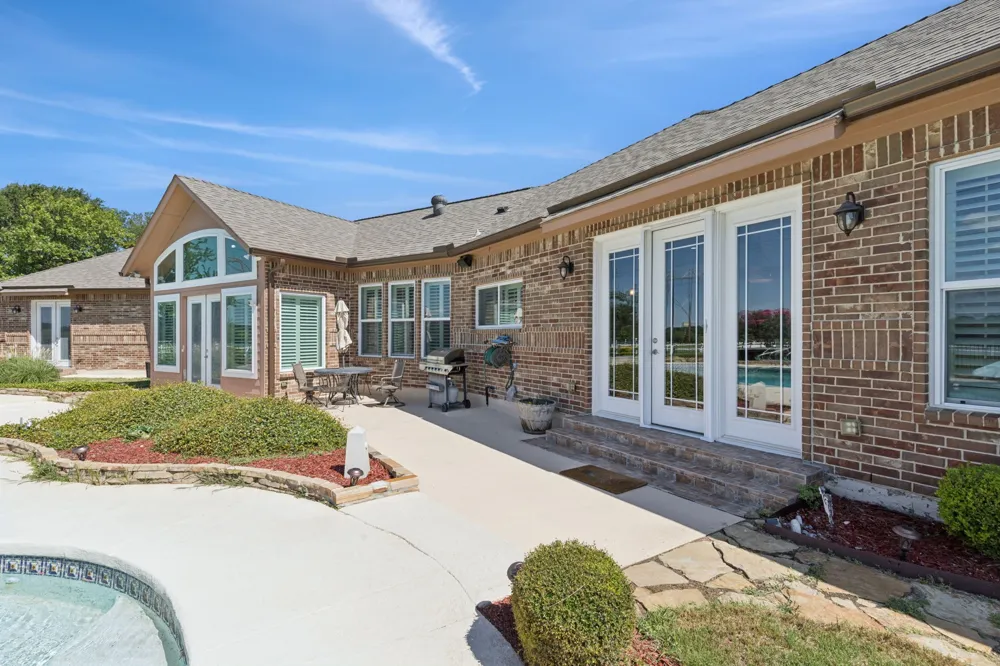 6800 Eastview Drive Sachse, TX 75048