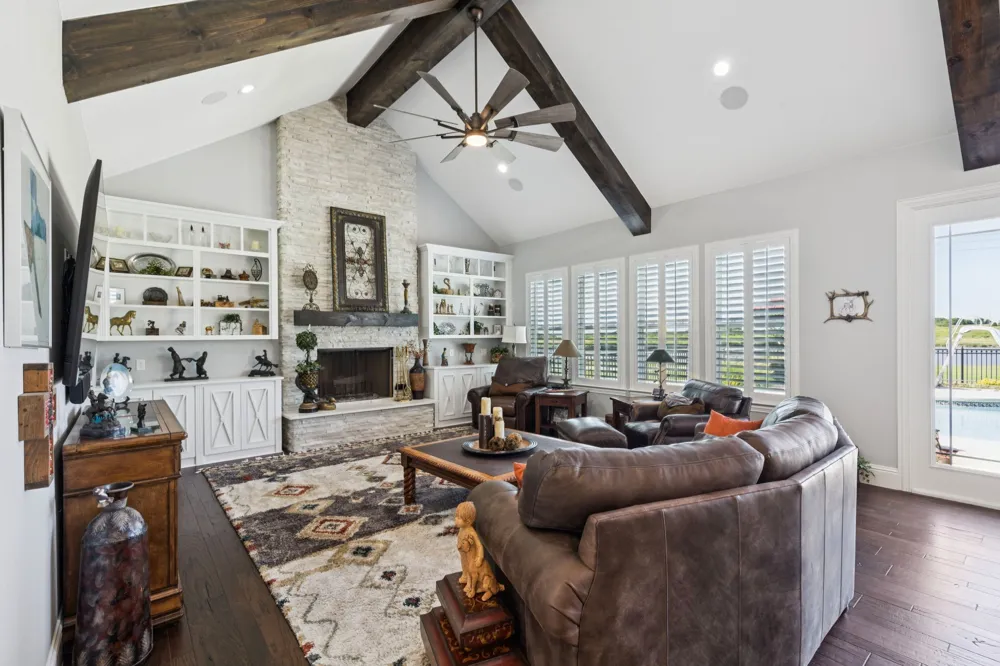 6800 Eastview Drive Sachse, TX 75048