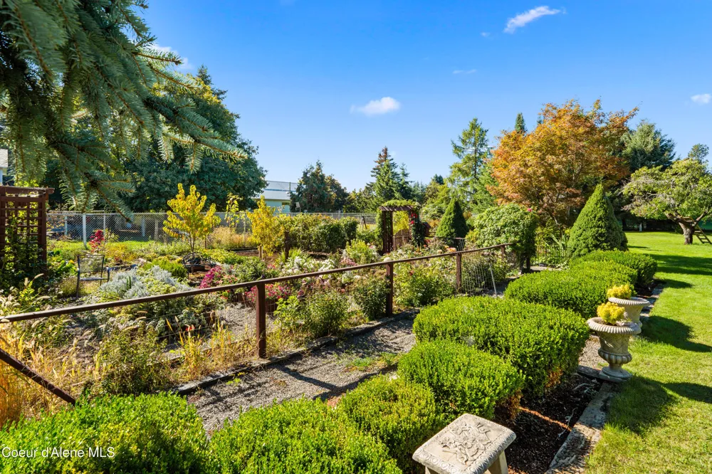7535 MT CARROL STREET Dalton Gardens, ID 83815