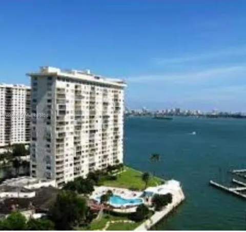 11111 Biscayne Blvd #4D