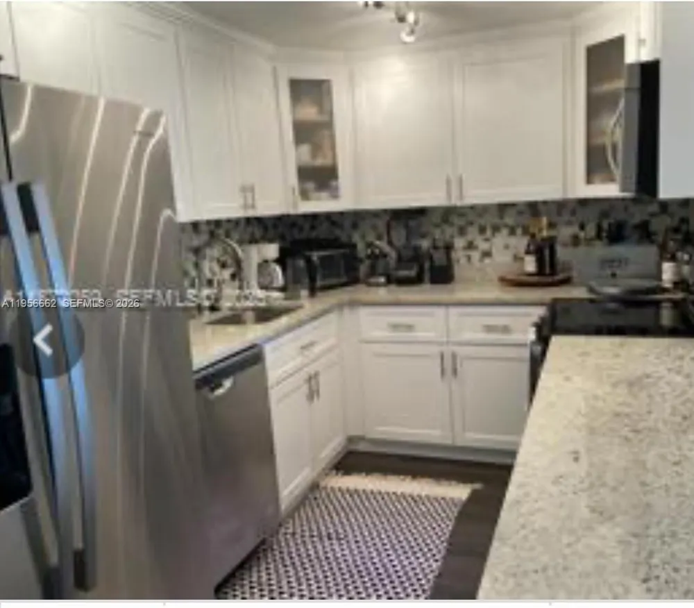 11111 Biscayne Blvd #4D Miami, FL 33181