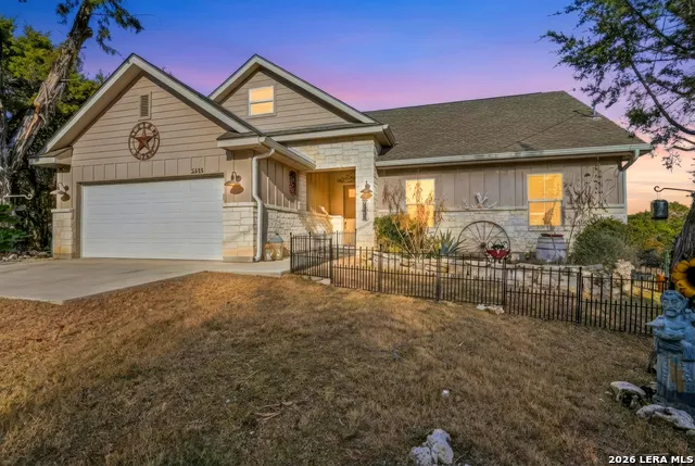 2295 Tanglewood Trail