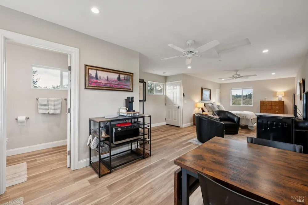 1840 Riebli Road Santa Rosa, CA 95404