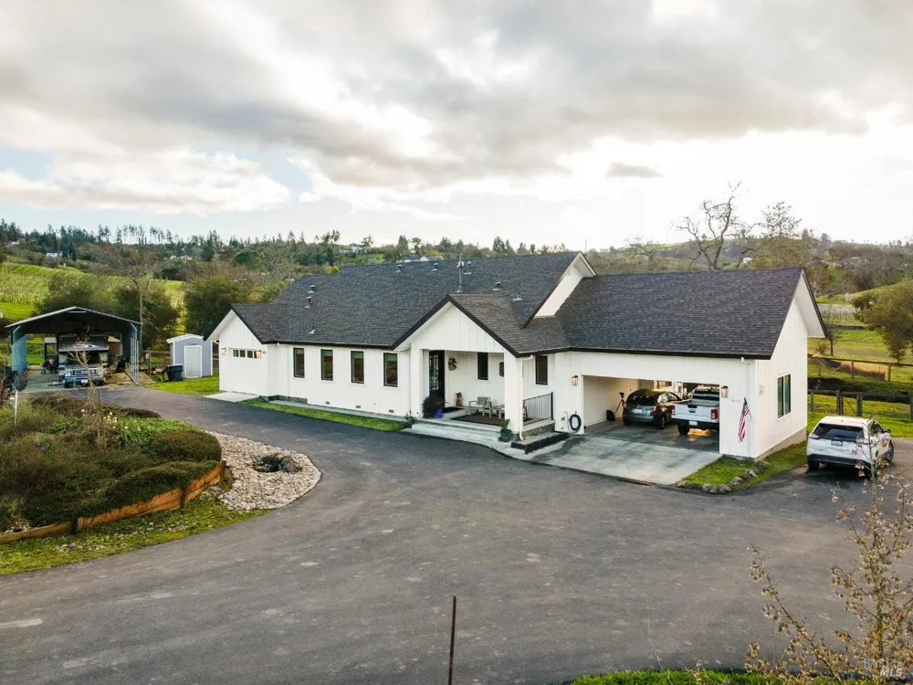 1840 Riebli Road Santa Rosa, CA 95404